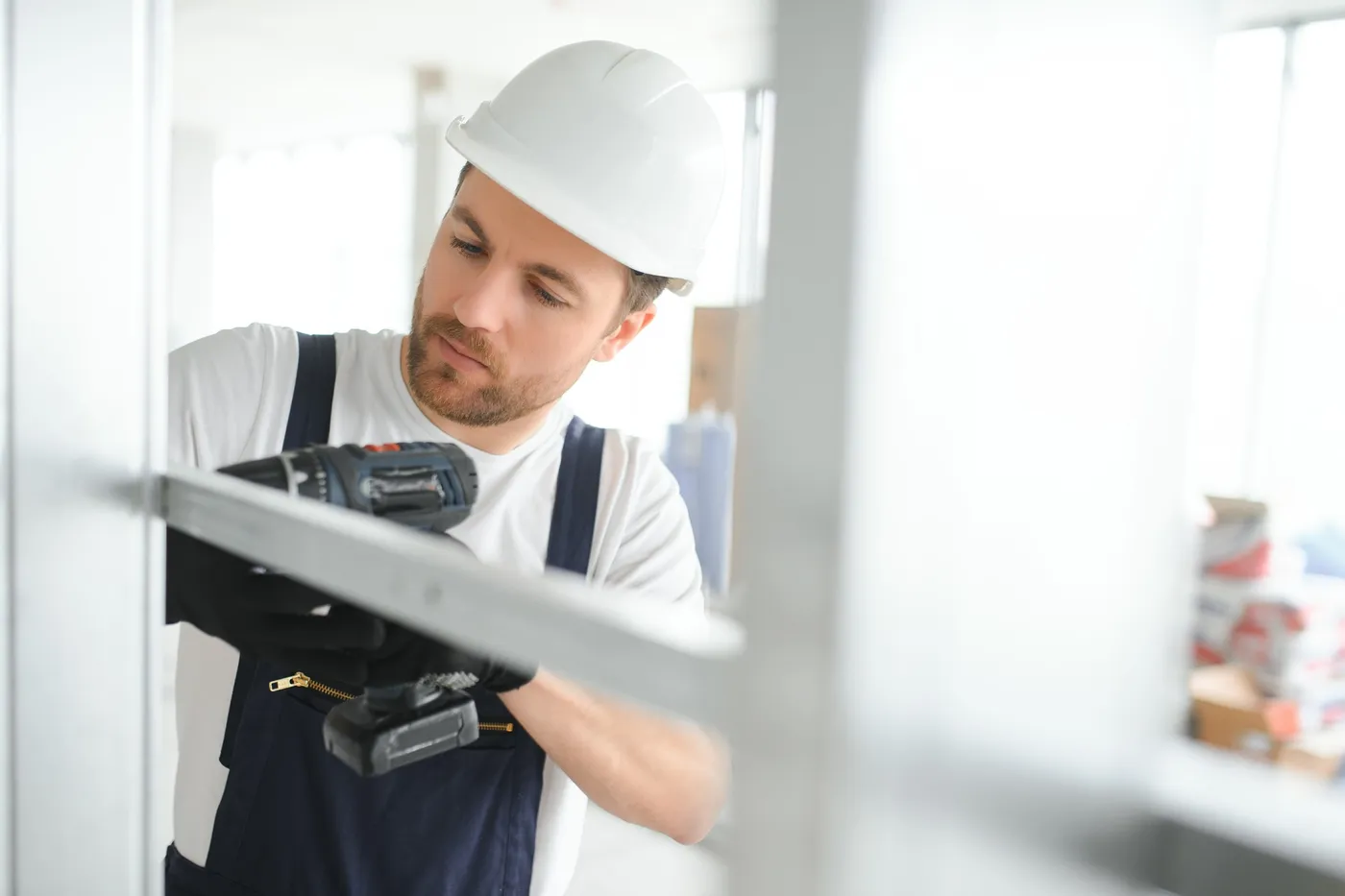Réparation d'une fermeture en atelier pour un commerce de Neuilly-sur-Seine